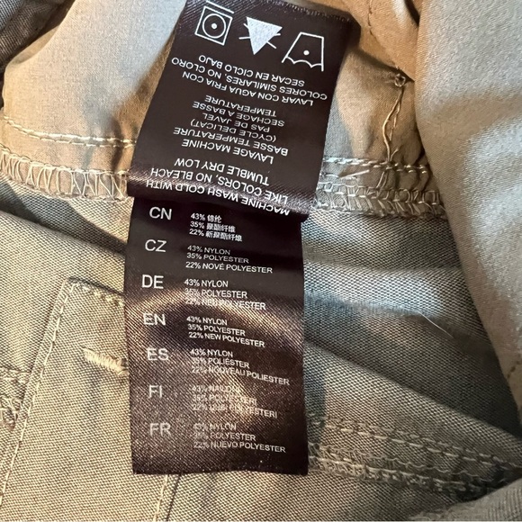 Kuhl Womens Pull On  Shorts Snap Button Sz 12 Gray Outdoor Hiking Activewear - Picture 12 of 12